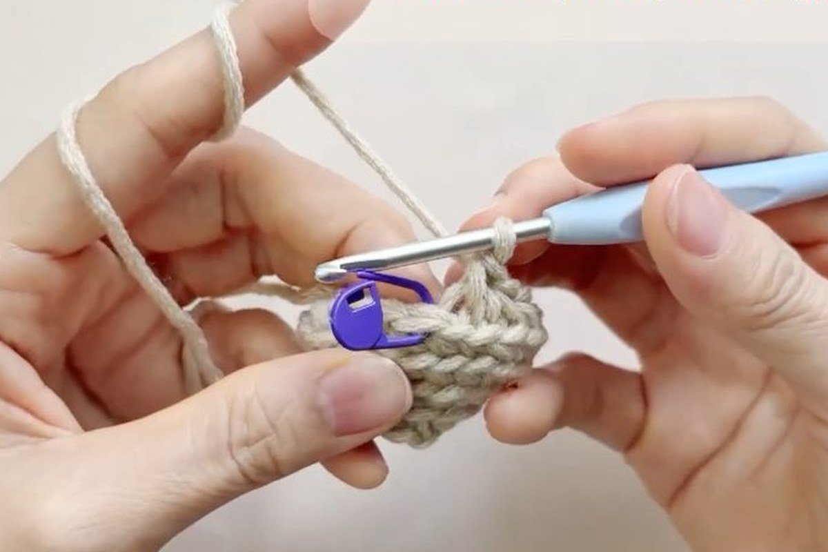 rounds 7 and 8 of a free crochet pinecone pattern worked as plain single crochet