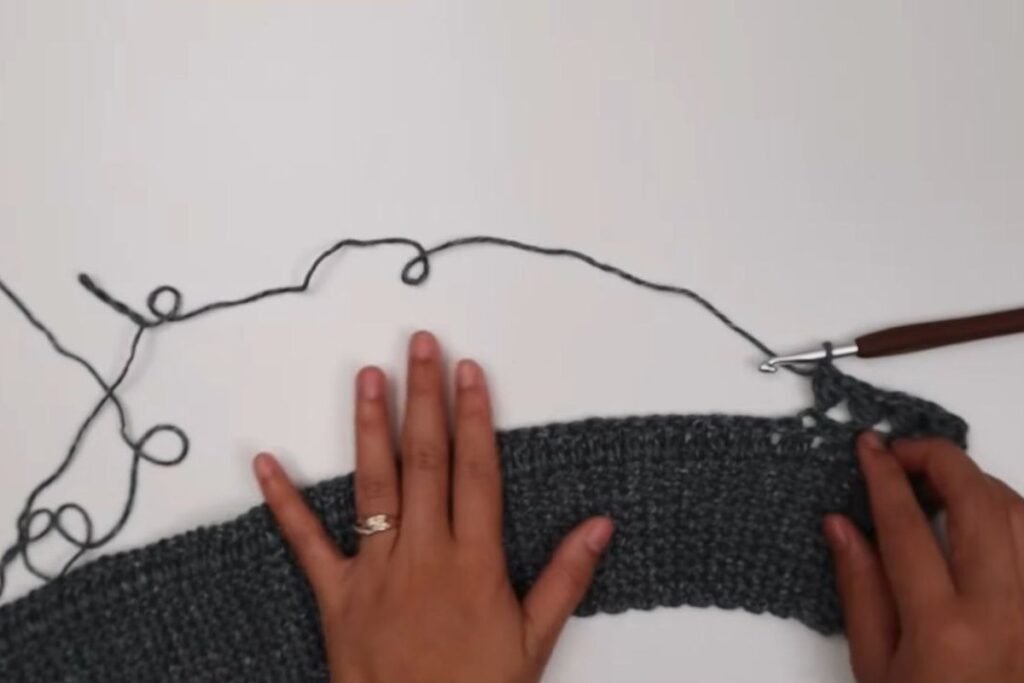 crochet pullover sweater pattern step 7: completed first bead stitch row