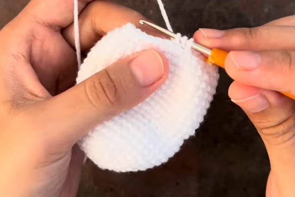 crochet snowy owl pattern round 24 back loop only decreases for a flat base